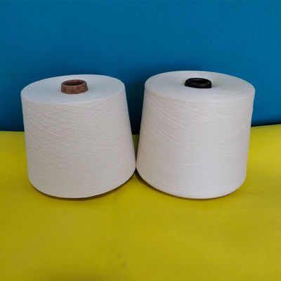 النسيج اللزج الملون 44٪ 5Ply نايلون مختلط الخيوط الفاخرة عالية الرقة 50٪ أكريليك 44٪ البوليستر 5٪ الصوف 1٪ سباندكس